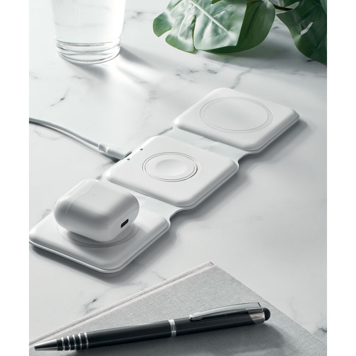 Foldable charging station - Image 9