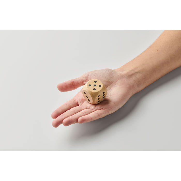 Schima wooden dice 3cm dia - Image 2