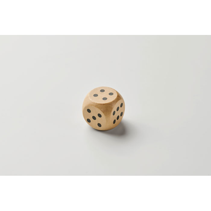 Schima wooden dice 3cm dia - Image 3