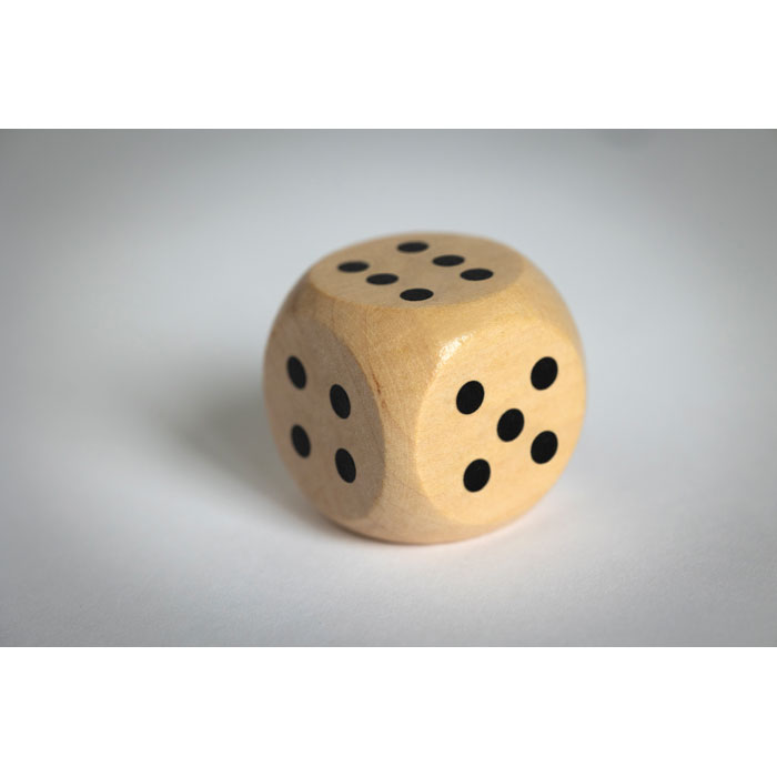 Schima wooden dice 3cm dia - Image 9