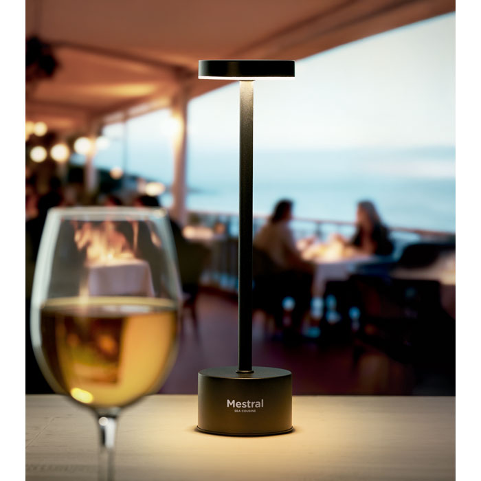 Aluminium table lamp - Image 3