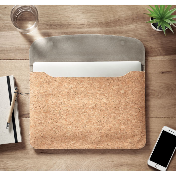 Cork laptop bag magnetic flap - Image 5