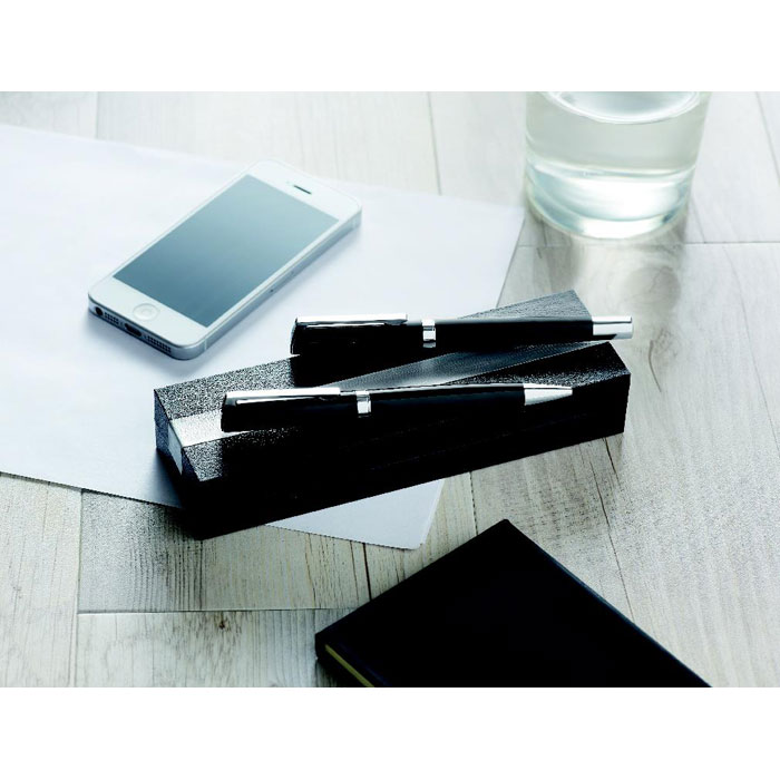 Pen and roller in paper box - Image 6