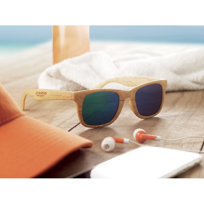 Wooden look sunglasses - Image 3